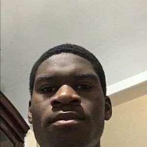 Meet your Posher, Devin